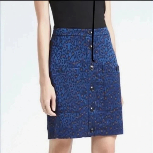 Banana Republic | Blue Leopard Print Button Down Pencil Skirt Size 6 Small - Picture 1 of 4